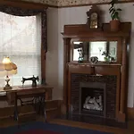 Crescent Lily Inn